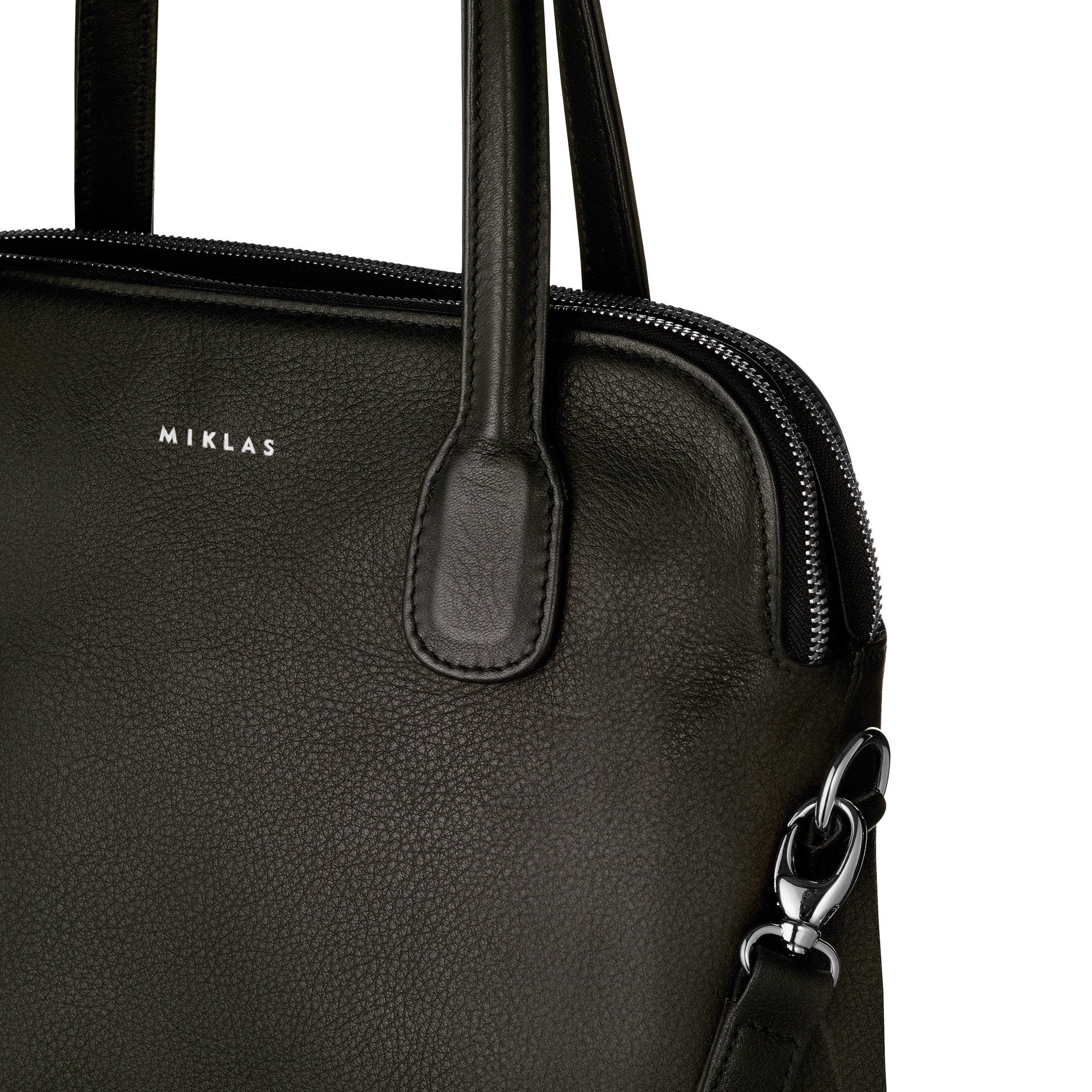 Amunet schwarz mit Silber